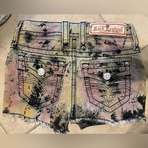 Size 23 Rock Revival Shorts